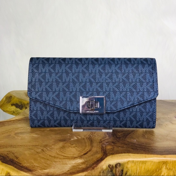 Michael Kors Cassie Large Trifold Wallet